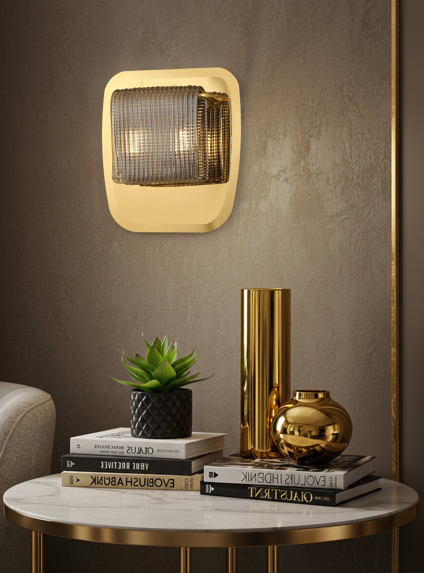 Daisy Cut Smoke Glass Wall Sconce