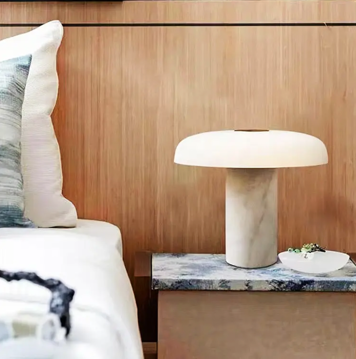 SKY Marble Table Lamp - White