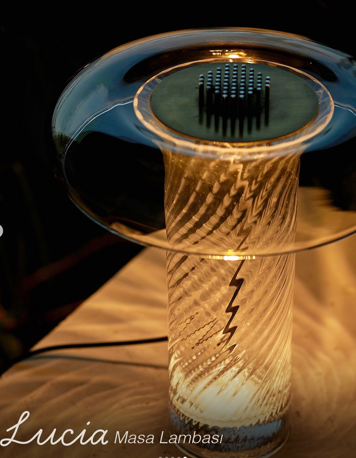 Lucia Glass Table Lamp