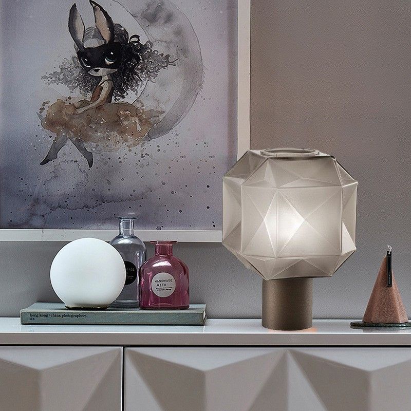 Polygon Table Lamp